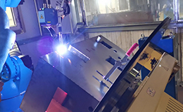 焊縫跟蹤技術(shù)，工業(yè)機(jī)器人的“火眼金睛”！